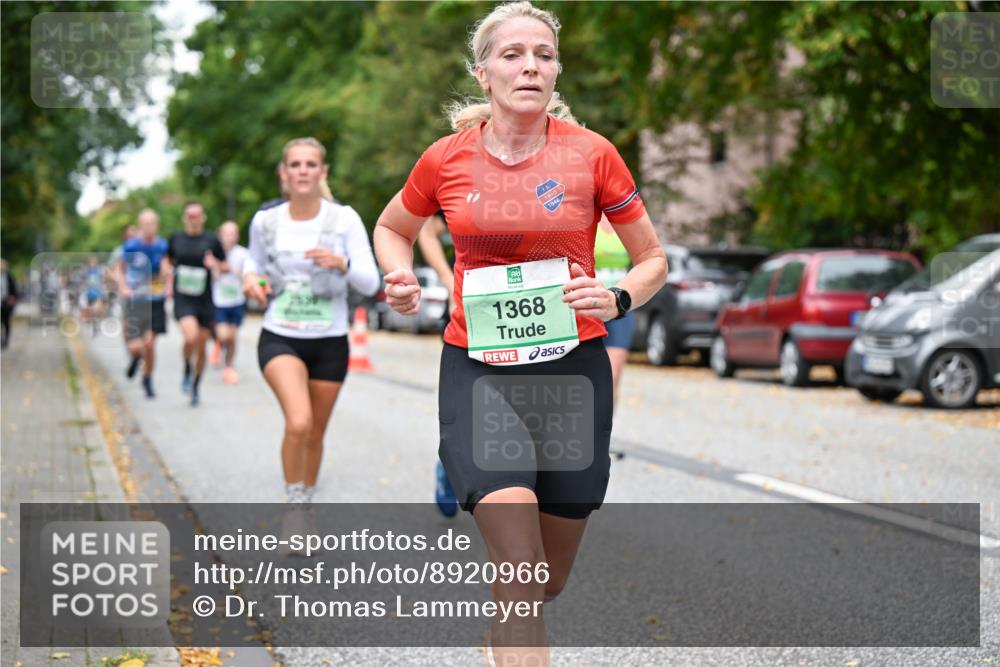 21.09.2025 - PSD Bank Halbmarathon Dr. Thomas Lammeyer http://msf.ph/oto/8920966 21.09.2025 10:40:17 Laufen 1368, 1946 meine-sportfotos.de