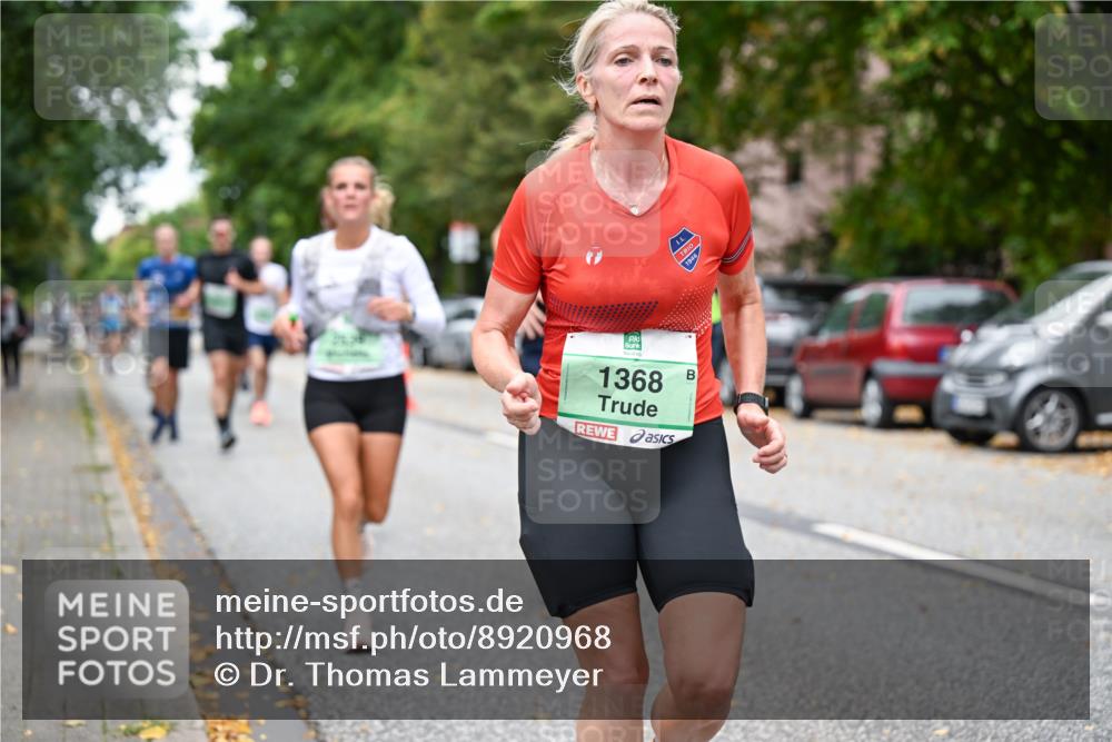 21.09.2025 - PSD Bank Halbmarathon Dr. Thomas Lammeyer http://msf.ph/oto/8920968 21.09.2025 10:40:17 Laufen 1368, 1946 meine-sportfotos.de