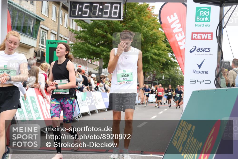 21.09.2025 - PSD Bank Halbmarathon Strokosch-Dieckow http://msf.ph/oto/8920972 21.09.2025 11:57:01 Ziel 1229, 1365, 1453, 2411, 2526, 2555, 2676, 2760, 3939, 4056 meine-sportfotos.de