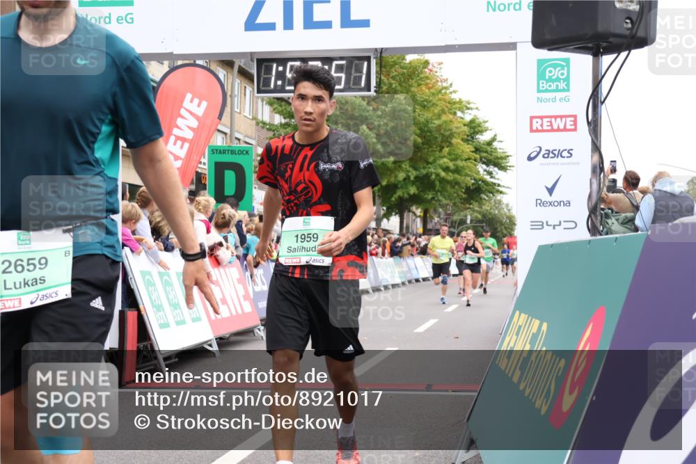 21.09.2025 - PSD Bank Halbmarathon Strokosch-Dieckow http://msf.ph/oto/8921017 21.09.2025 11:57:14 Ziel 1035, 1393, 1703, 1959, 2197, 2242, 2566, 2649, 2659, 3209, 3988 meine-sportfotos.de
