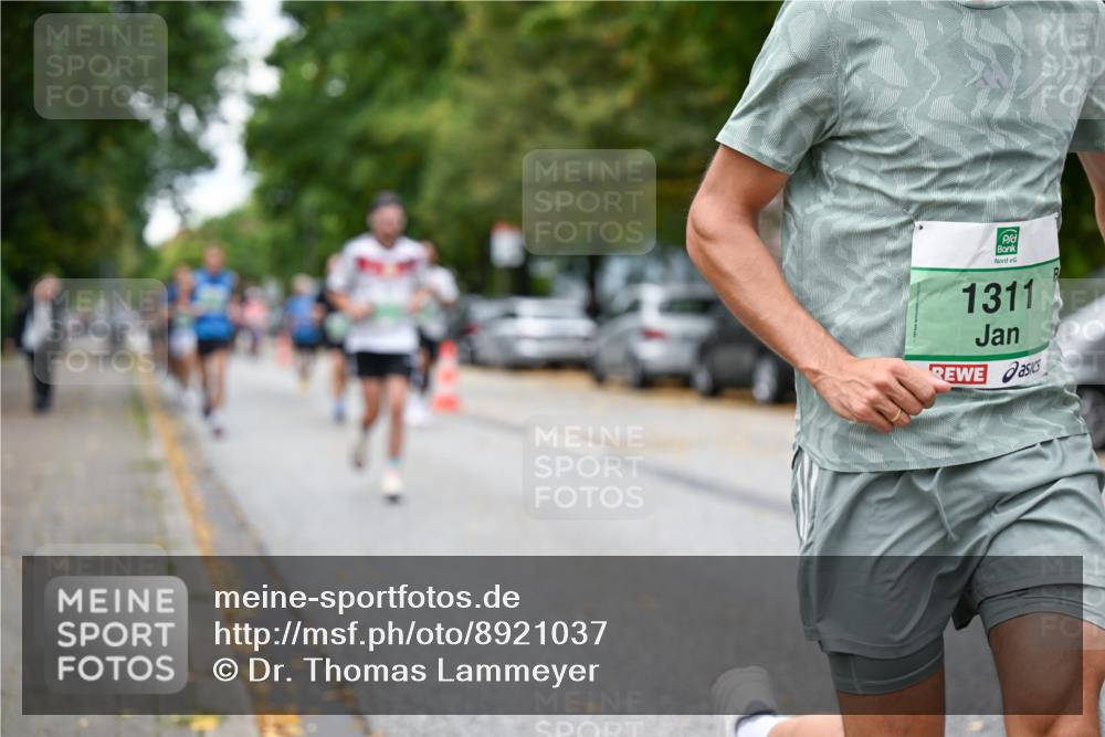 21.09.2025 - PSD Bank Halbmarathon Dr. Thomas Lammeyer http://msf.ph/oto/8921037 21.09.2025 10:40:25 Laufen 1311 meine-sportfotos.de