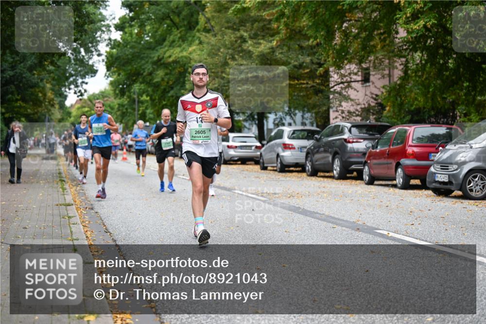 21.09.2025 - PSD Bank Halbmarathon Dr. Thomas Lammeyer http://msf.ph/oto/8921043 21.09.2025 10:40:26 Laufen 1212, 13, 2605, 4915 meine-sportfotos.de