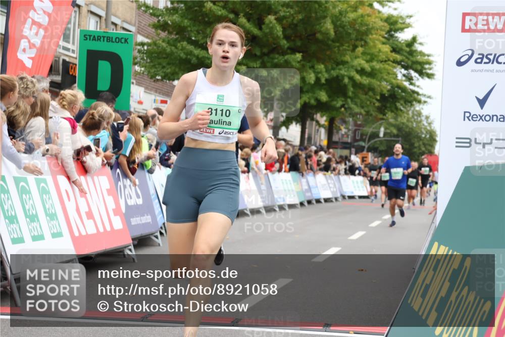 21.09.2025 - PSD Bank Halbmarathon Strokosch-Dieckow http://msf.ph/oto/8921058 21.09.2025 11:57:24 Ziel 1337, 1746, 2277, 2465, 2649, 3110, 4025 meine-sportfotos.de