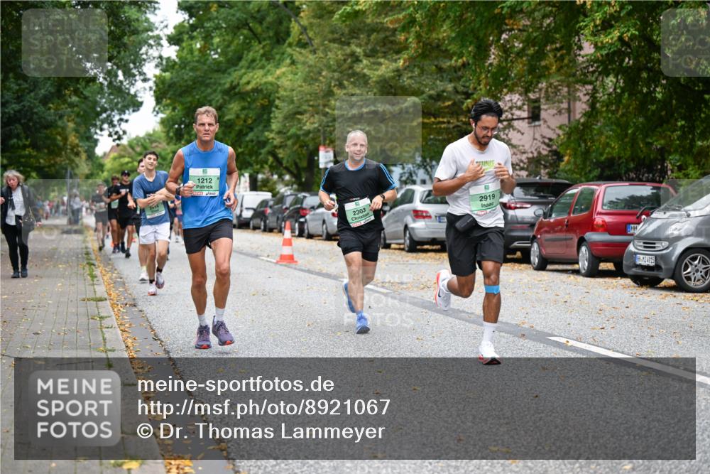 21.09.2025 - PSD Bank Halbmarathon Dr. Thomas Lammeyer http://msf.ph/oto/8921067 21.09.2025 10:40:28 Laufen 5, 1212, 2303, 2919, 4915 meine-sportfotos.de
