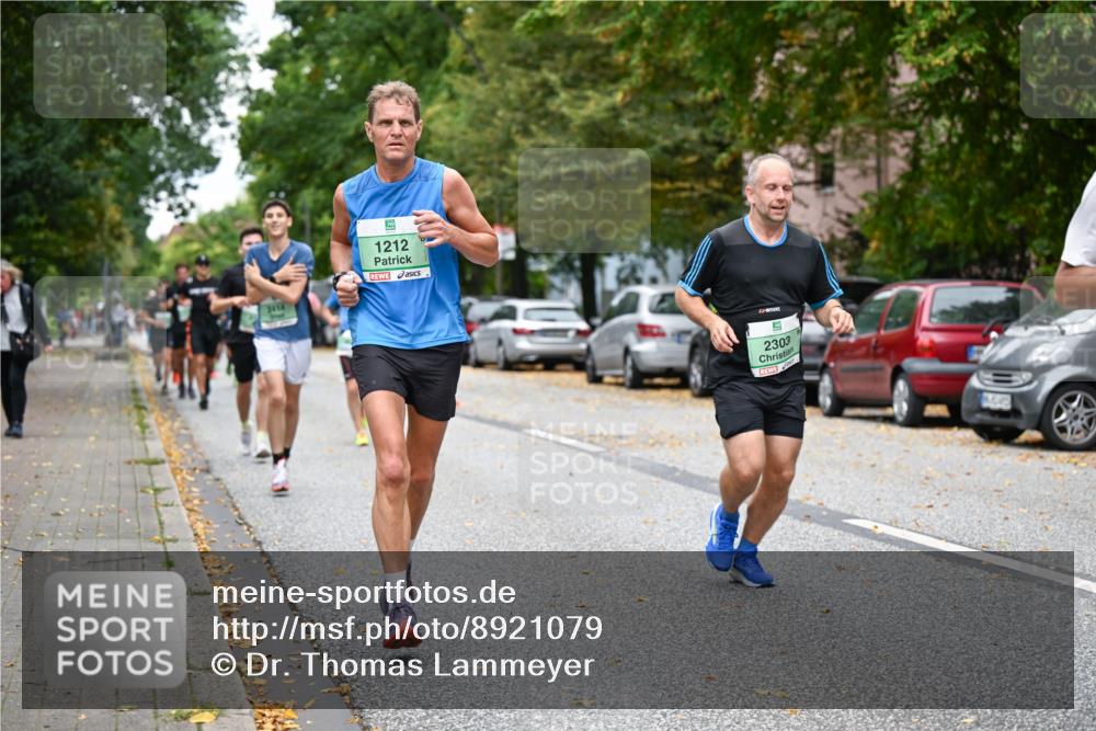 21.09.2025 - PSD Bank Halbmarathon Dr. Thomas Lammeyer http://msf.ph/oto/8921079 21.09.2025 10:40:30 Laufen 2414, 1212, 9, 2303, 64 meine-sportfotos.de