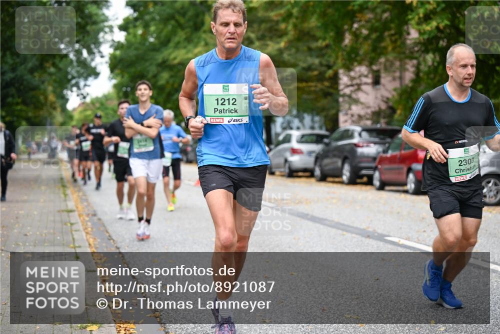 21.09.2025 - PSD Bank Halbmarathon Dr. Thomas Lammeyer http://msf.ph/oto/8921087 21.09.2025 10:40:30 Laufen 1212, 2303 meine-sportfotos.de