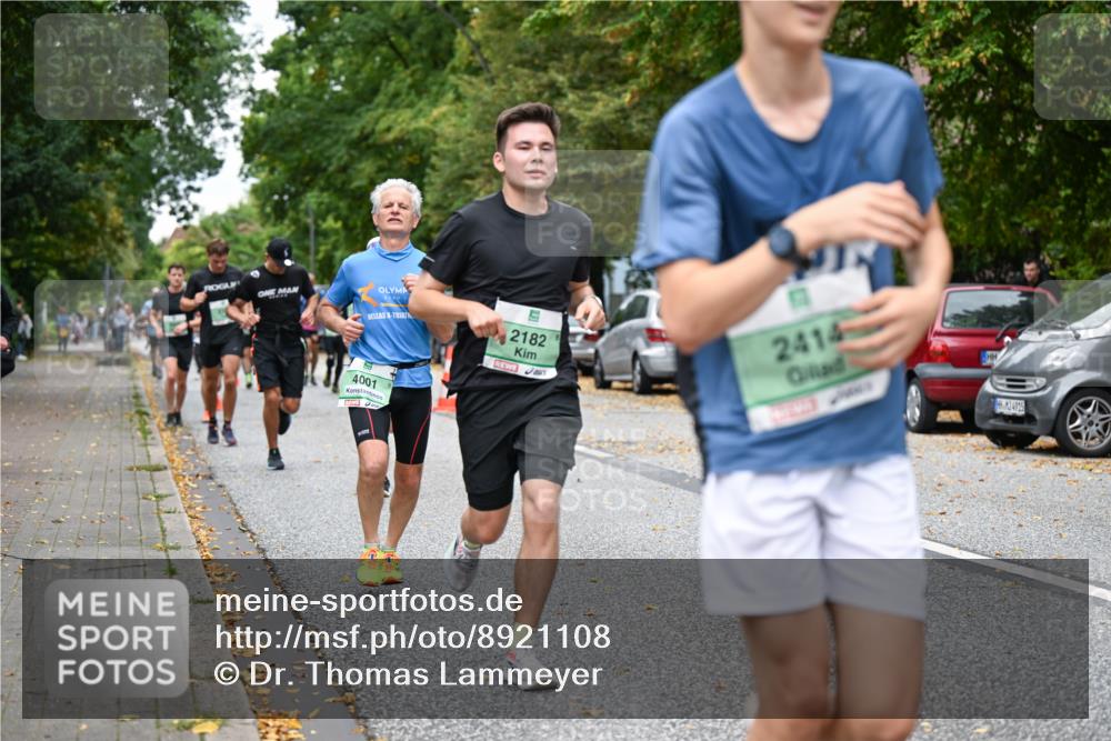21.09.2025 - PSD Bank Halbmarathon Dr. Thomas Lammeyer http://msf.ph/oto/8921108 21.09.2025 10:40:33 Laufen 4001, 2182, 2414, 4925 meine-sportfotos.de