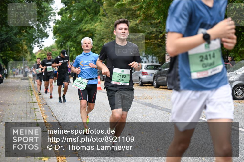 21.09.2025 - PSD Bank Halbmarathon Dr. Thomas Lammeyer http://msf.ph/oto/8921109 21.09.2025 10:40:33 Laufen 2182, 2414, 4001 meine-sportfotos.de