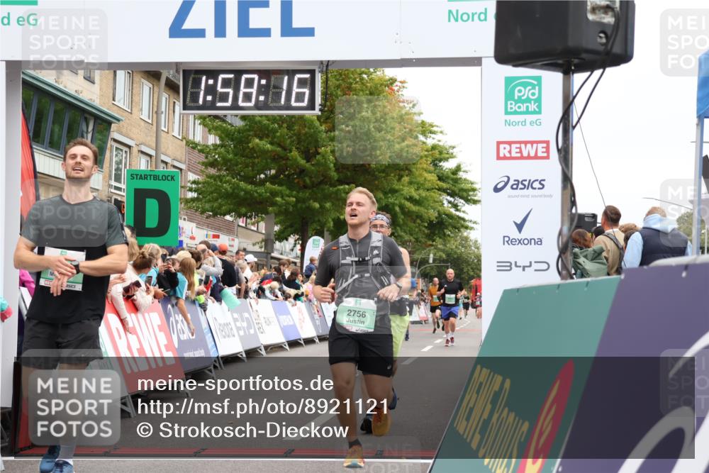 21.09.2025 - PSD Bank Halbmarathon Strokosch-Dieckow http://msf.ph/oto/8921121 21.09.2025 11:57:39 Ziel 1223, 1397, 2319, 2592, 2598, 2756, 3945, 4061 meine-sportfotos.de
