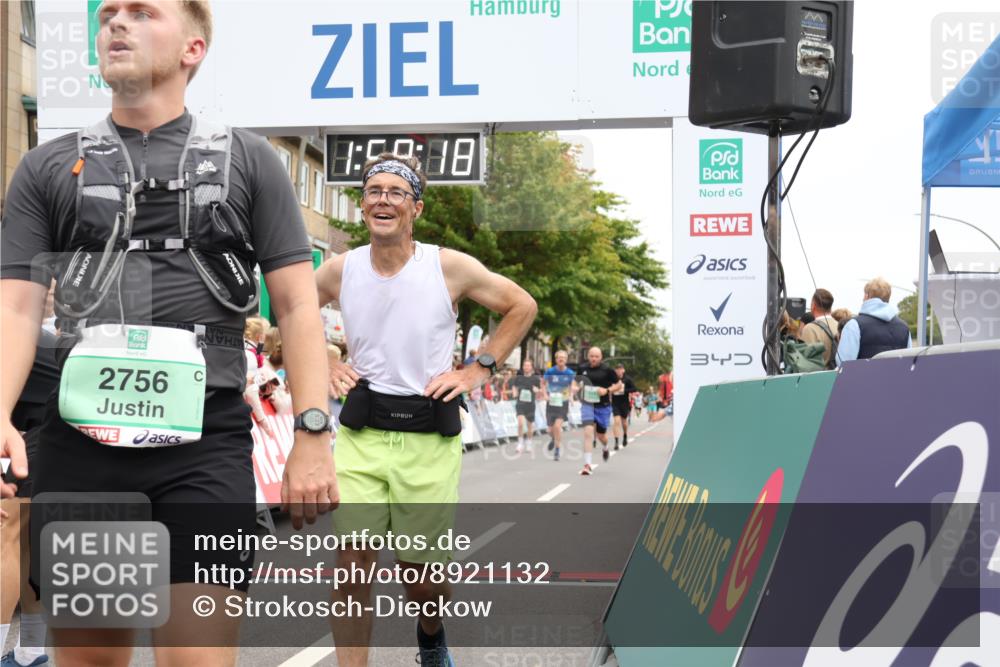 21.09.2025 - PSD Bank Halbmarathon Strokosch-Dieckow http://msf.ph/oto/8921132 21.09.2025 11:57:42 Ziel 1223, 1397, 1693, 2319, 2756, 3945, 4061 meine-sportfotos.de