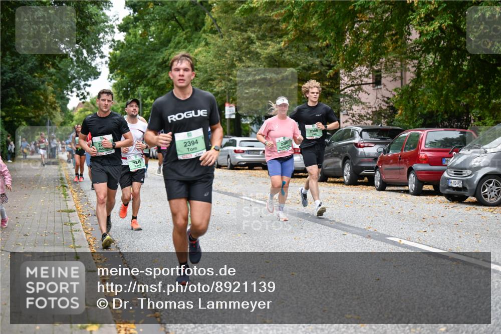 21.09.2025 - PSD Bank Halbmarathon Dr. Thomas Lammeyer http://msf.ph/oto/8921139 21.09.2025 10:40:36 Laufen 22, 2245, 2394, 2213, 2386, 4915 meine-sportfotos.de