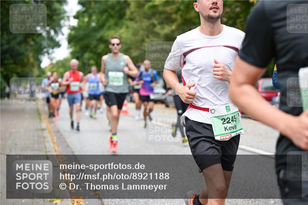 21.09.2025 - PSD Bank Halbmarathon Dr. Thomas Lammeyer http://msf.ph/oto/8921188 21.09.2025 10:40:39 Laufen 2245 meine-sportfotos.de