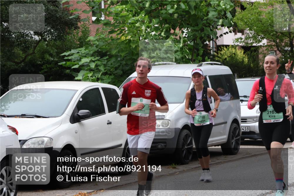 21.09.2025 - PSD Bank Halbmarathon Luisa Fischer http://msf.ph/oto/8921194 21.09.2025 12:03:20 Laufen 3070, 418, 3185 meine-sportfotos.de