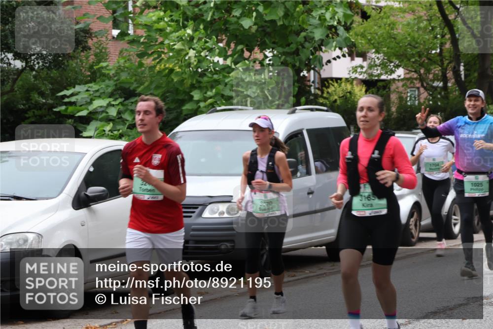 21.09.2025 - PSD Bank Halbmarathon Luisa Fischer http://msf.ph/oto/8921195 21.09.2025 12:03:20 Laufen 3070, 3165, 1704, 1025 meine-sportfotos.de