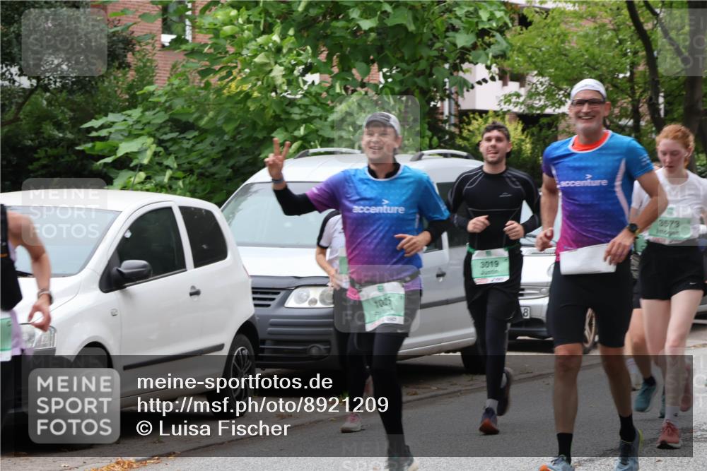 21.09.2025 - PSD Bank Halbmarathon Luisa Fischer http://msf.ph/oto/8921209 21.09.2025 12:03:23 Laufen 1025, 3019, 8, 2573 meine-sportfotos.de