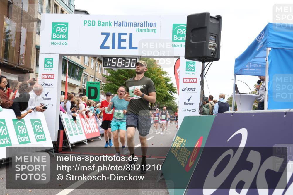 21.09.2025 - PSD Bank Halbmarathon Strokosch-Dieckow http://msf.ph/oto/8921210 21.09.2025 11:57:59 Ziel 2379, 2586, 2836, 3375, 4024, 4039 meine-sportfotos.de
