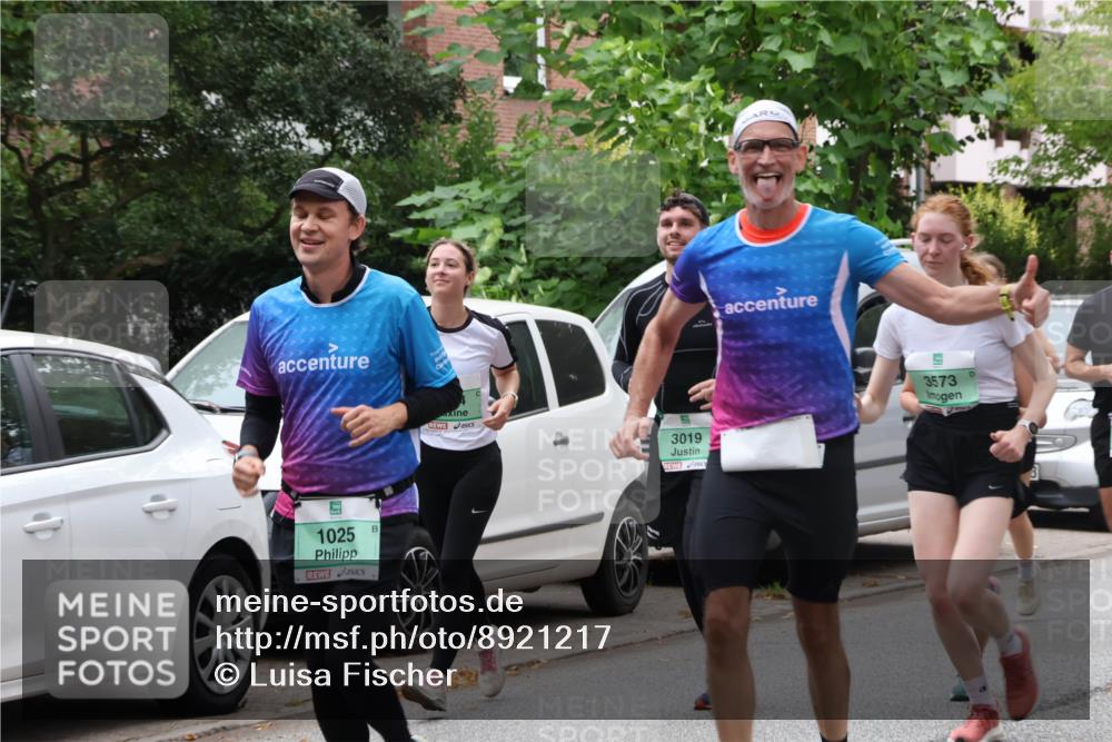 21.09.2025 - PSD Bank Halbmarathon Luisa Fischer http://msf.ph/oto/8921217 21.09.2025 12:03:24 Laufen 1025, 3019, 3573 meine-sportfotos.de