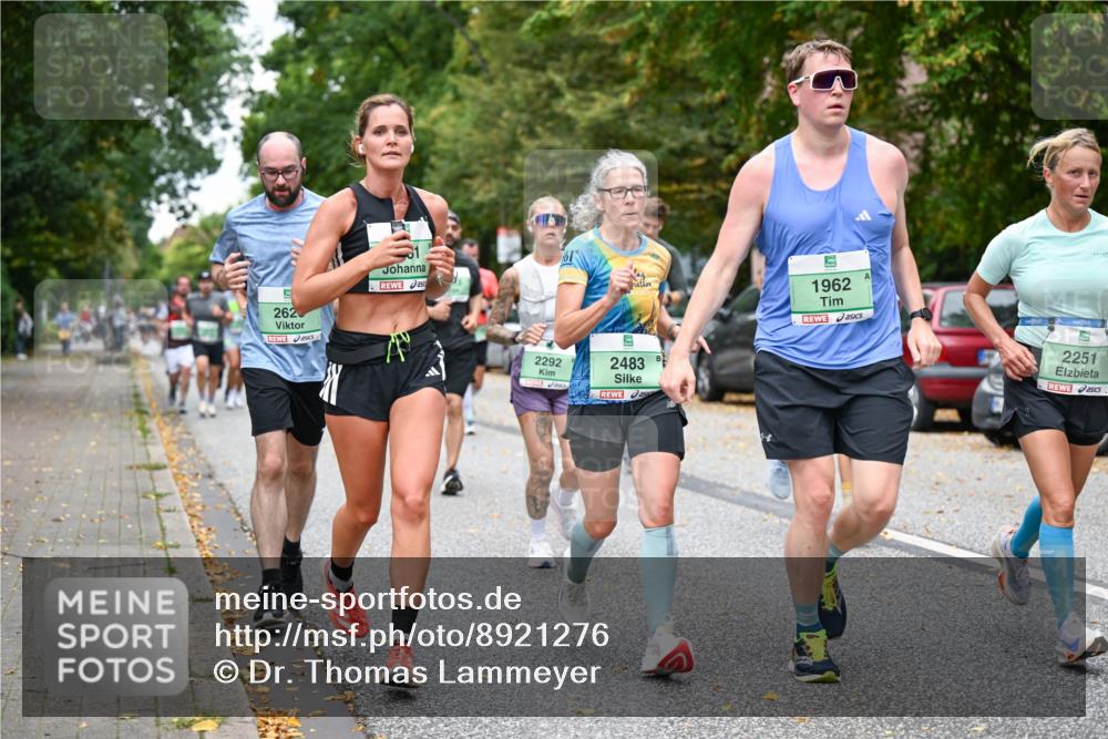 21.09.2025 - PSD Bank Halbmarathon Dr. Thomas Lammeyer http://msf.ph/oto/8921276 21.09.2025 10:40:44 Laufen 262, 61, 2292, 2483, 1962, 2251 meine-sportfotos.de