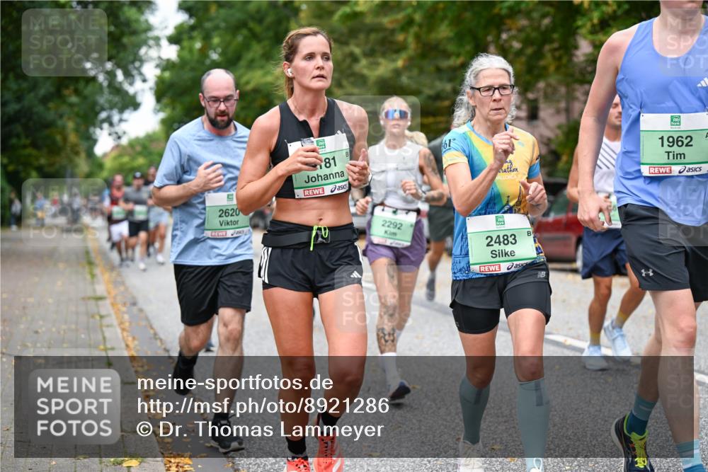 21.09.2025 - PSD Bank Halbmarathon Dr. Thomas Lammeyer http://msf.ph/oto/8921286 21.09.2025 10:40:45 Laufen 2620, 81, 61, 1962, 2292, 2483 meine-sportfotos.de
