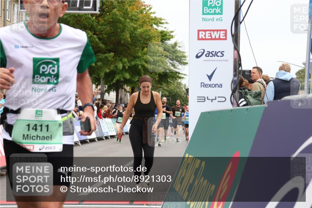 21.09.2025 - PSD Bank Halbmarathon Strokosch-Dieckow http://msf.ph/oto/8921303 21.09.2025 11:58:07 Ziel 1158, 1411, 1444, 2170, 2282, 2381, 2491, 2546, 2586, 2836, 3375, 4039 meine-sportfotos.de