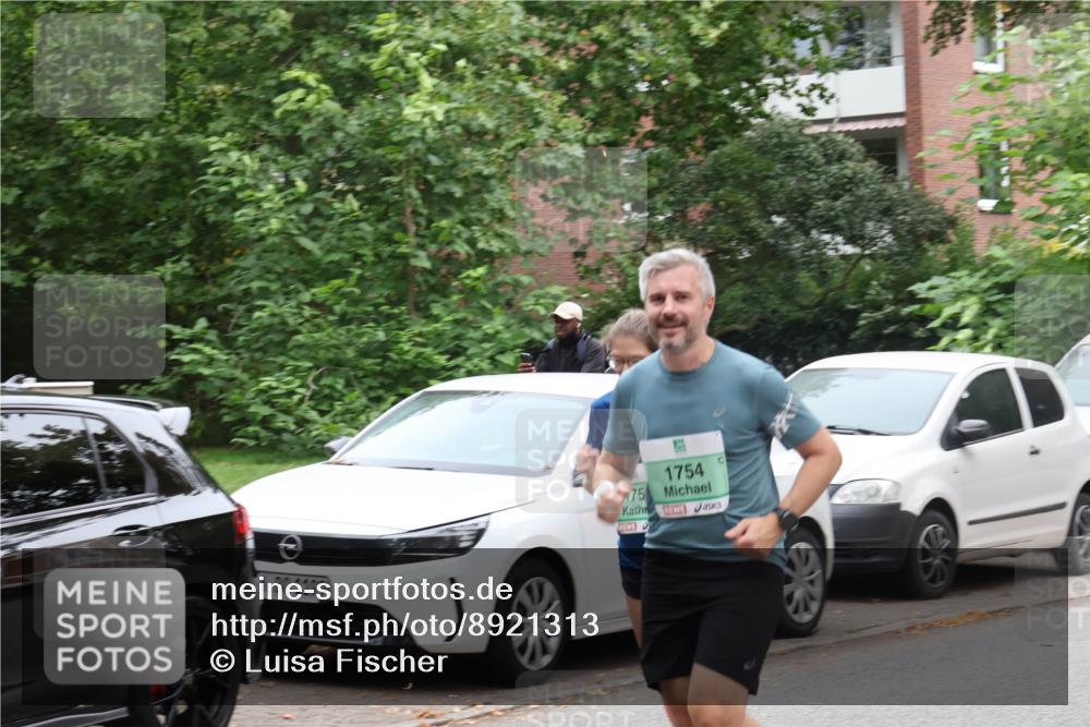 21.09.2025 - PSD Bank Halbmarathon Luisa Fischer http://msf.ph/oto/8921313 21.09.2025 12:03:55 Laufen 1, 80, 1199, 75, 1754 meine-sportfotos.de