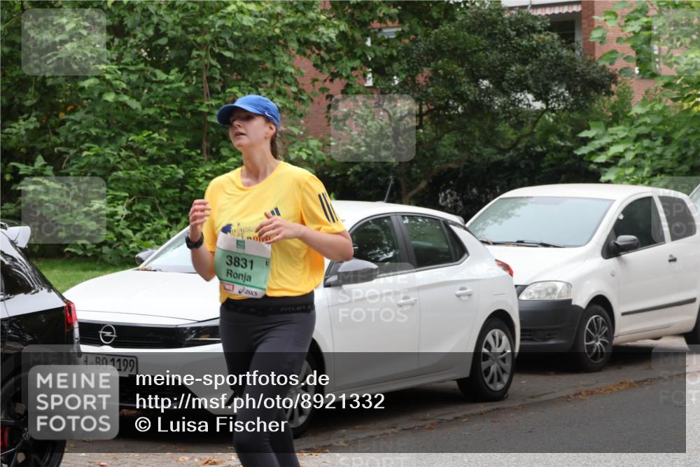 21.09.2025 - PSD Bank Halbmarathon Luisa Fischer http://msf.ph/oto/8921332 21.09.2025 12:03:59 Laufen 1199, 3831 meine-sportfotos.de