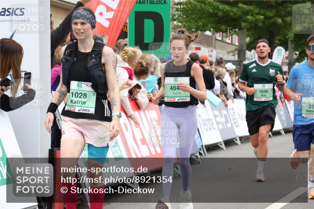 21.09.2025 - PSD Bank Halbmarathon Strokosch-Dieckow http://msf.ph/oto/8921354 21.09.2025 11:58:15 Ziel 1028, 1444, 1696, 2170, 2381, 2389, 2491, 2619, 2627, 3510, 4041 meine-sportfotos.de