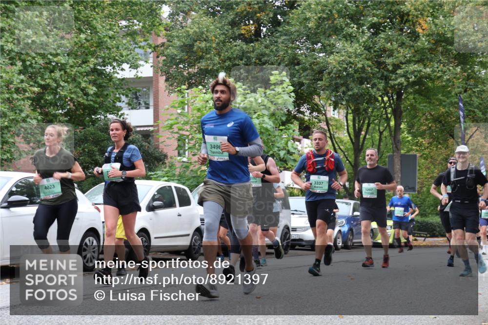 21.09.2025 - PSD Bank Halbmarathon Luisa Fischer http://msf.ph/oto/8921397 21.09.2025 12:04:25 Laufen 4023, 3496, 8192, 3337, 3418, 1207 meine-sportfotos.de