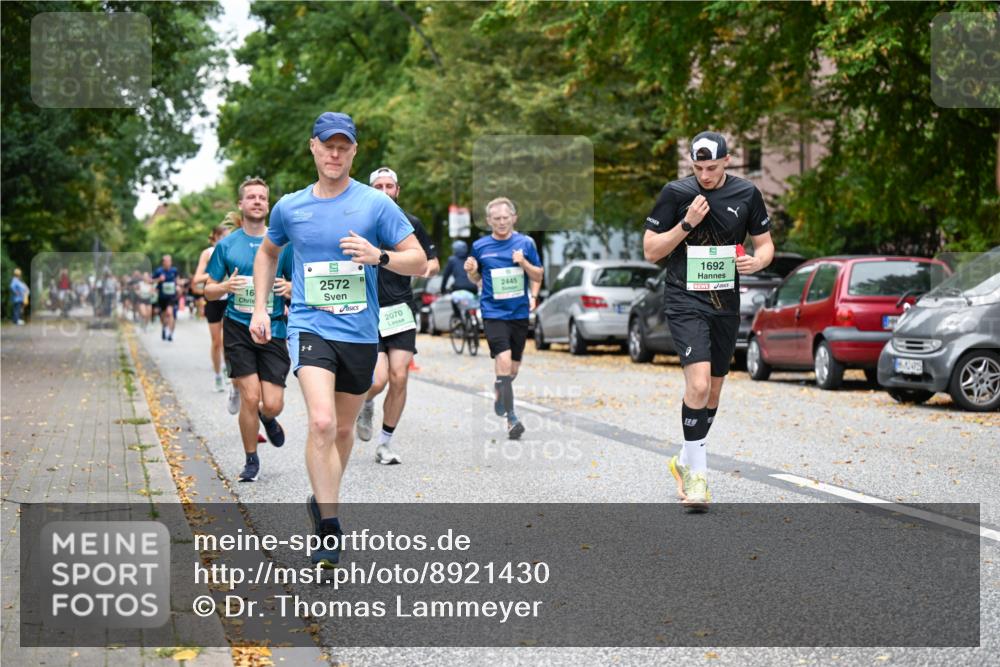 21.09.2025 - PSD Bank Halbmarathon Dr. Thomas Lammeyer http://msf.ph/oto/8921430 21.09.2025 10:40:53 Laufen 5, 2572, 2445, 2070, 1692 meine-sportfotos.de