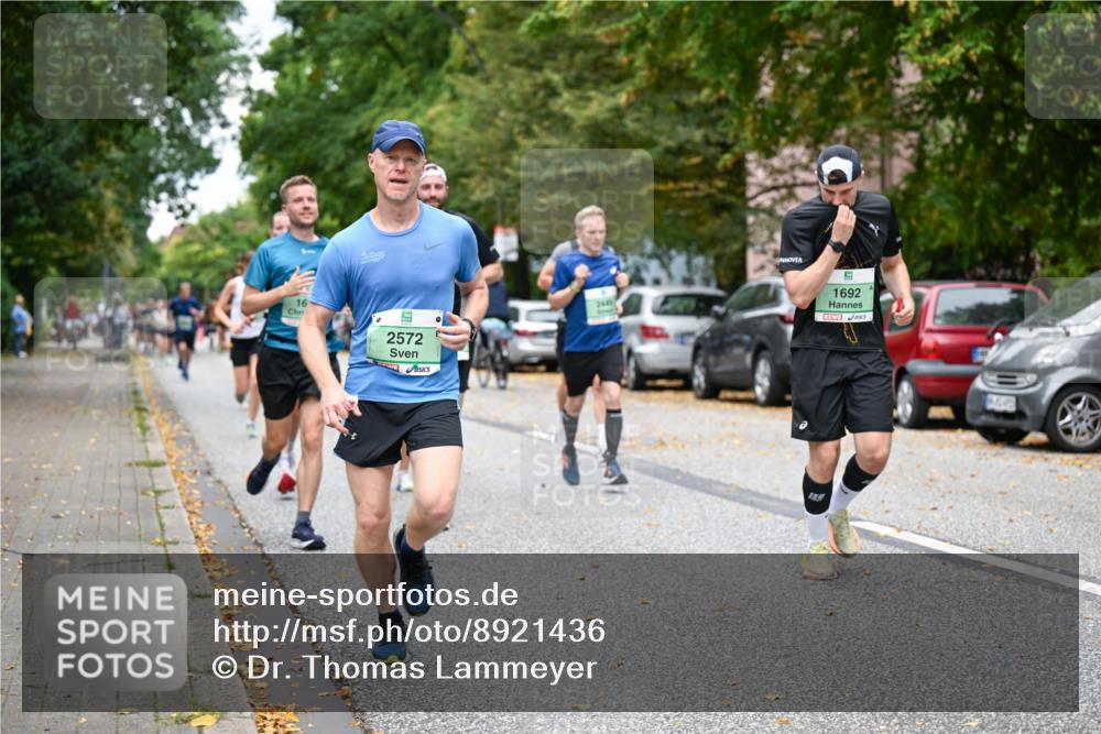 21.09.2025 - PSD Bank Halbmarathon Dr. Thomas Lammeyer http://msf.ph/oto/8921436 21.09.2025 10:40:54 Laufen 2572, 2445, 1692 meine-sportfotos.de