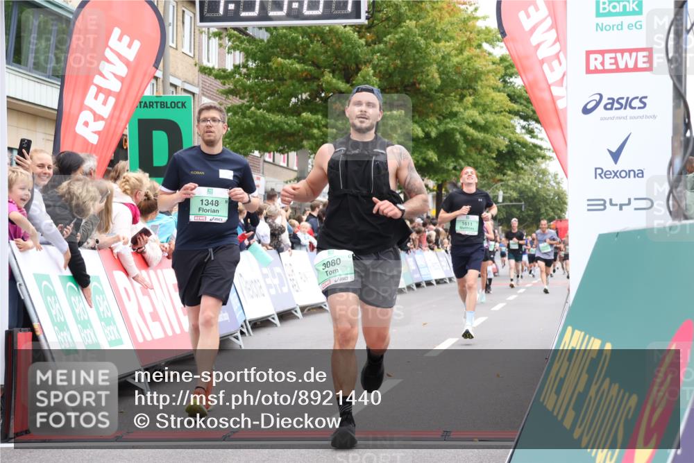 21.09.2025 - PSD Bank Halbmarathon Strokosch-Dieckow http://msf.ph/oto/8921440 21.09.2025 11:58:24 Ziel 1348, 1611, 1696, 2619, 2740, 2910, 3080 meine-sportfotos.de