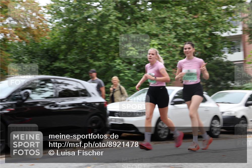 21.09.2025 - PSD Bank Halbmarathon Luisa Fischer http://msf.ph/oto/8921478 21.09.2025 12:04:44 Laufen  meine-sportfotos.de