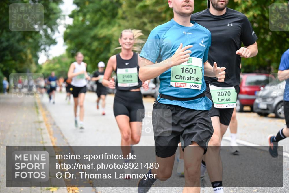 21.09.2025 - PSD Bank Halbmarathon Dr. Thomas Lammeyer http://msf.ph/oto/8921480 21.09.2025 10:40:56 Laufen 2169, 1601, 2070 meine-sportfotos.de