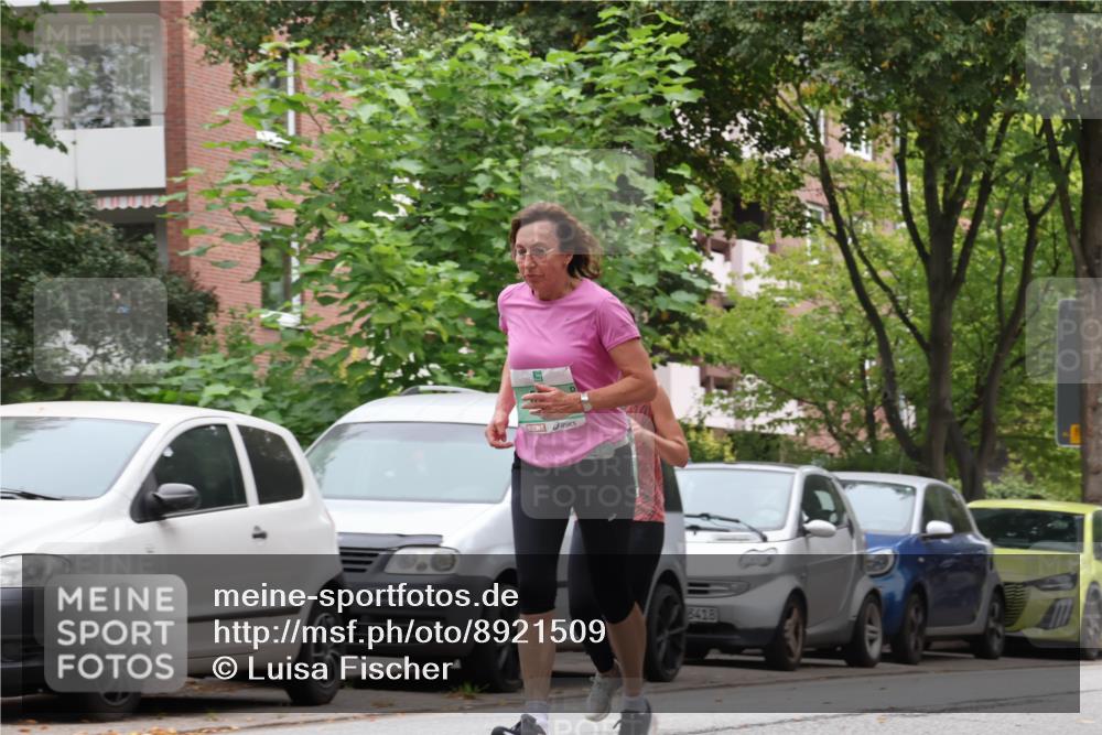 21.09.2025 - PSD Bank Halbmarathon Luisa Fischer http://msf.ph/oto/8921509 21.09.2025 12:05:00 Laufen 8418 meine-sportfotos.de