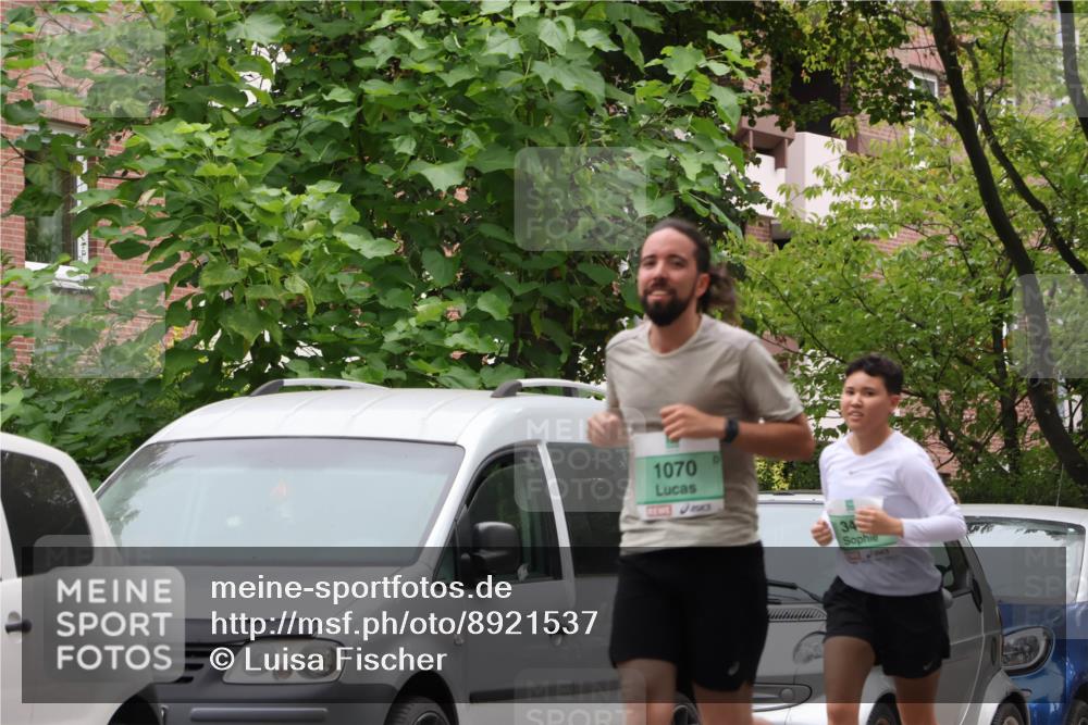 21.09.2025 - PSD Bank Halbmarathon Luisa Fischer http://msf.ph/oto/8921537 21.09.2025 12:05:06 Laufen 1070, 34 meine-sportfotos.de