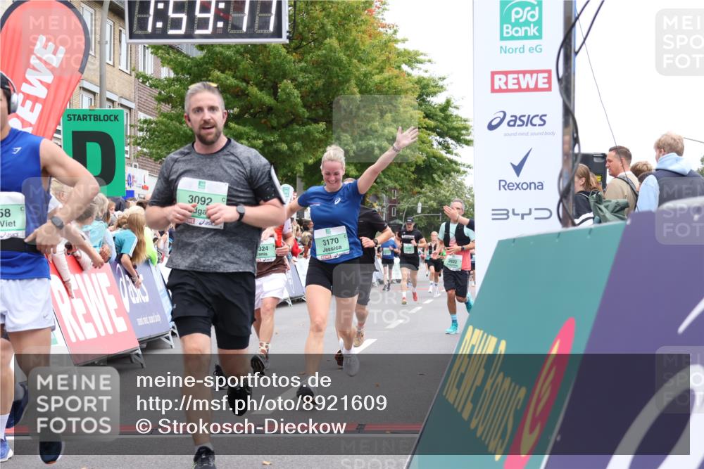 21.09.2025 - PSD Bank Halbmarathon Strokosch-Dieckow http://msf.ph/oto/8921609 21.09.2025 11:58:40 Ziel 1197, 1275, 1276, 1610, 2289, 2324, 2343, 2622, 2637, 2826, 2832, 2858, 2961, 3032, 3092, 3099, 3170, 3314, 3960, 4044 meine-sportfotos.de
