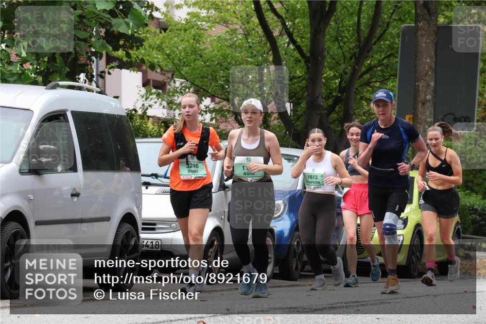 21.09.2025 - PSD Bank Halbmarathon Luisa Fischer http://msf.ph/oto/8921679 21.09.2025 12:06:25 Laufen 3418, 3246, 1613 meine-sportfotos.de
