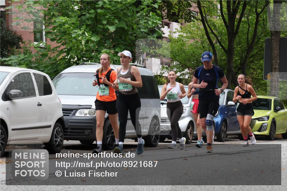 21.09.2025 - PSD Bank Halbmarathon Luisa Fischer http://msf.ph/oto/8921687 21.09.2025 12:06:26 Laufen 246, 1142, 6418, 1613 meine-sportfotos.de