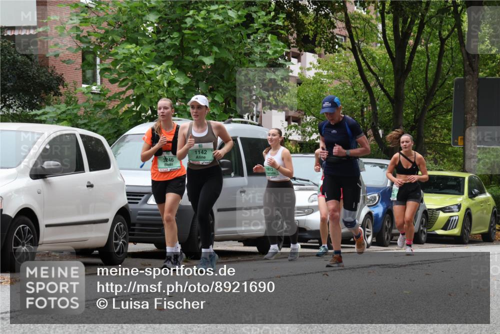 21.09.2025 - PSD Bank Halbmarathon Luisa Fischer http://msf.ph/oto/8921690 21.09.2025 12:06:27 Laufen 3246, 1142, 1613 meine-sportfotos.de