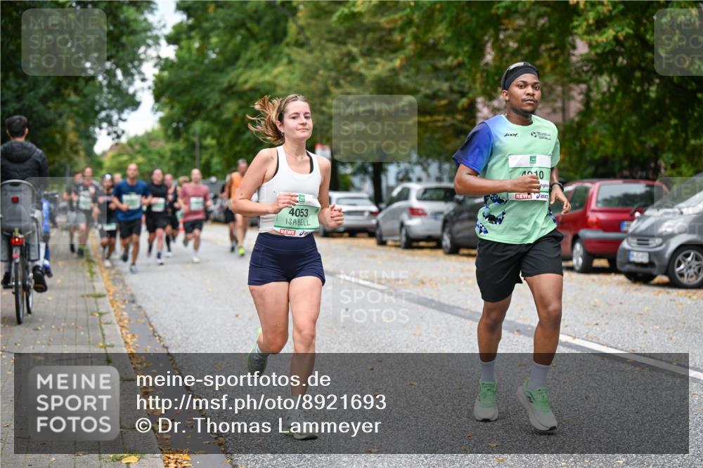 21.09.2025 - PSD Bank Halbmarathon Dr. Thomas Lammeyer http://msf.ph/oto/8921693 21.09.2025 10:41:09 Laufen 4053, 7001, 110 meine-sportfotos.de