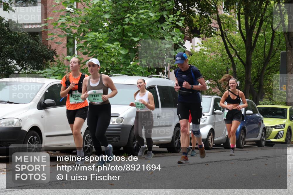 21.09.2025 - PSD Bank Halbmarathon Luisa Fischer http://msf.ph/oto/8921694 21.09.2025 12:06:27 Laufen 3246, 1142, 1613 meine-sportfotos.de