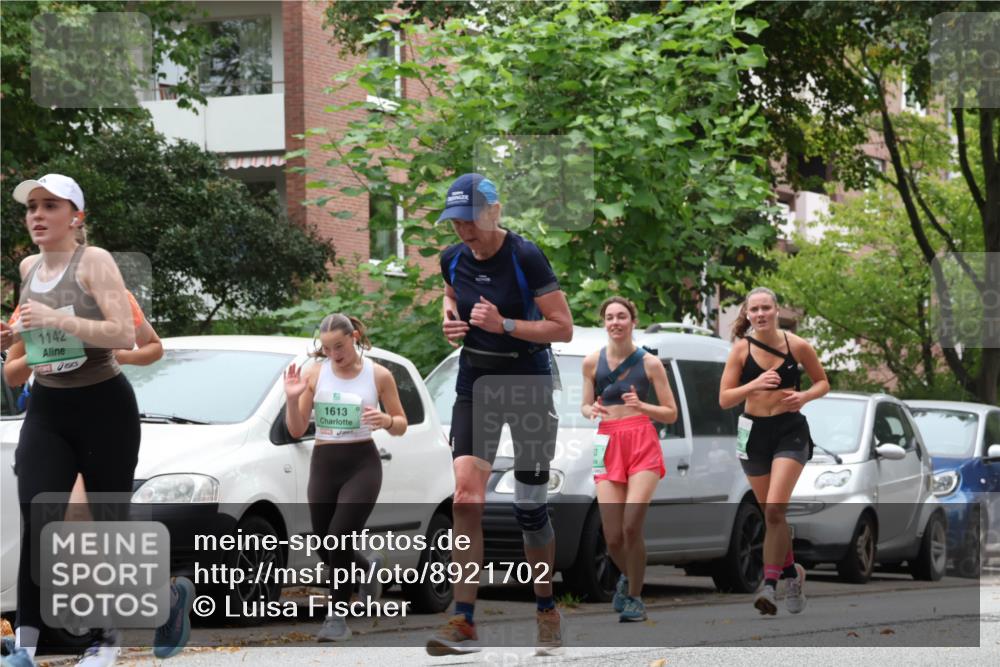 21.09.2025 - PSD Bank Halbmarathon Luisa Fischer http://msf.ph/oto/8921702 21.09.2025 12:06:29 Laufen 1142, 1613 meine-sportfotos.de