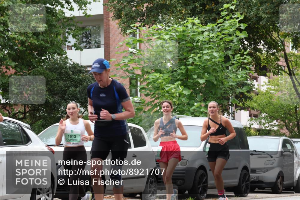 21.09.2025 - PSD Bank Halbmarathon Luisa Fischer http://msf.ph/oto/8921707 21.09.2025 12:06:29 Laufen 1613, 418 meine-sportfotos.de