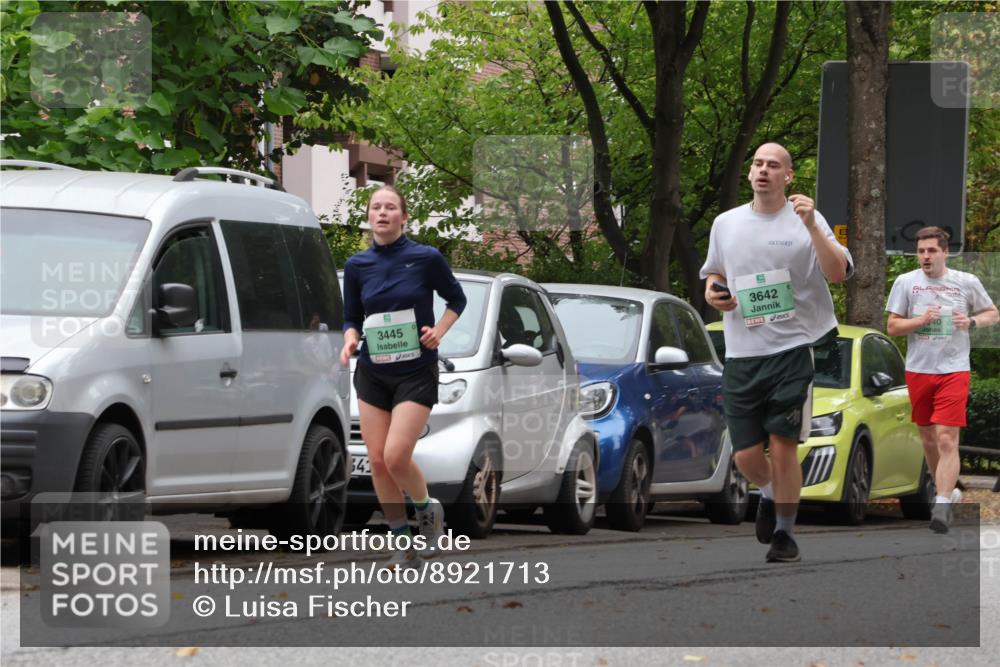 21.09.2025 - PSD Bank Halbmarathon Luisa Fischer http://msf.ph/oto/8921713 21.09.2025 12:06:32 Laufen 341, 3445, 3642, 40 meine-sportfotos.de