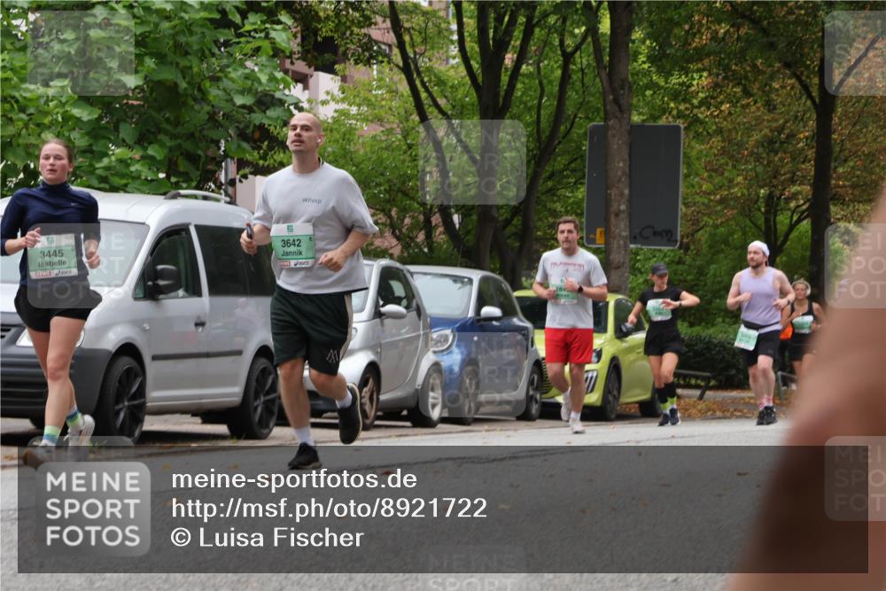 21.09.2025 - PSD Bank Halbmarathon Luisa Fischer http://msf.ph/oto/8921722 21.09.2025 12:06:34 Laufen 5, 3445, 3642, 284 meine-sportfotos.de