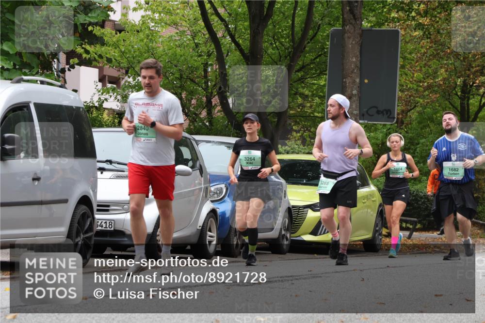 21.09.2025 - PSD Bank Halbmarathon Luisa Fischer http://msf.ph/oto/8921728 21.09.2025 12:06:36 Laufen 3418, 2840, 3264, 265, 1004, 1682 meine-sportfotos.de