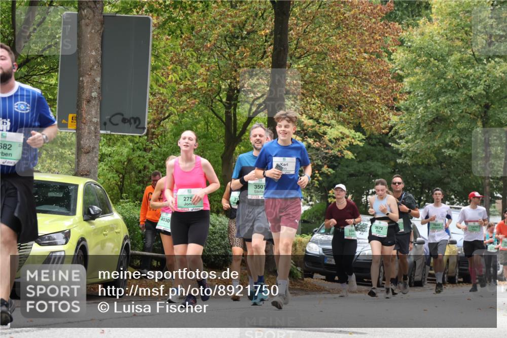 21.09.2025 - PSD Bank Halbmarathon Luisa Fischer http://msf.ph/oto/8921750 21.09.2025 12:06:40 Laufen 582, 275, 4030, 350, 99, 334, 3672, 15521, 1474 meine-sportfotos.de