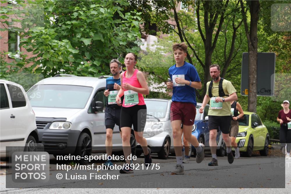 21.09.2025 - PSD Bank Halbmarathon Luisa Fischer http://msf.ph/oto/8921775 21.09.2025 12:06:45 Laufen 9, 3501, 2752, 400 meine-sportfotos.de