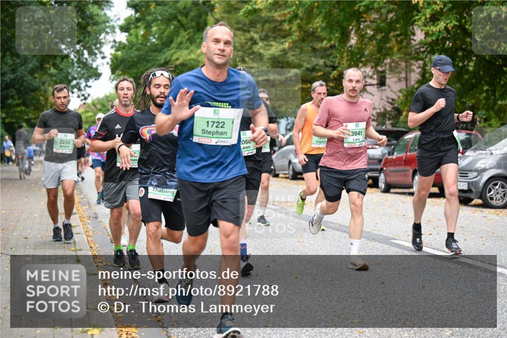 21.09.2025 - PSD Bank Halbmarathon Dr. Thomas Lammeyer http://msf.ph/oto/8921788 21.09.2025 10:41:14 Laufen 2259, 1722, 9, 060, 3941 meine-sportfotos.de