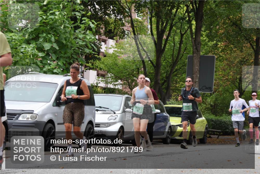 21.09.2025 - PSD Bank Halbmarathon Luisa Fischer http://msf.ph/oto/8921799 21.09.2025 12:06:48 Laufen 3124, 3418, 3672, 3385, 1474 meine-sportfotos.de